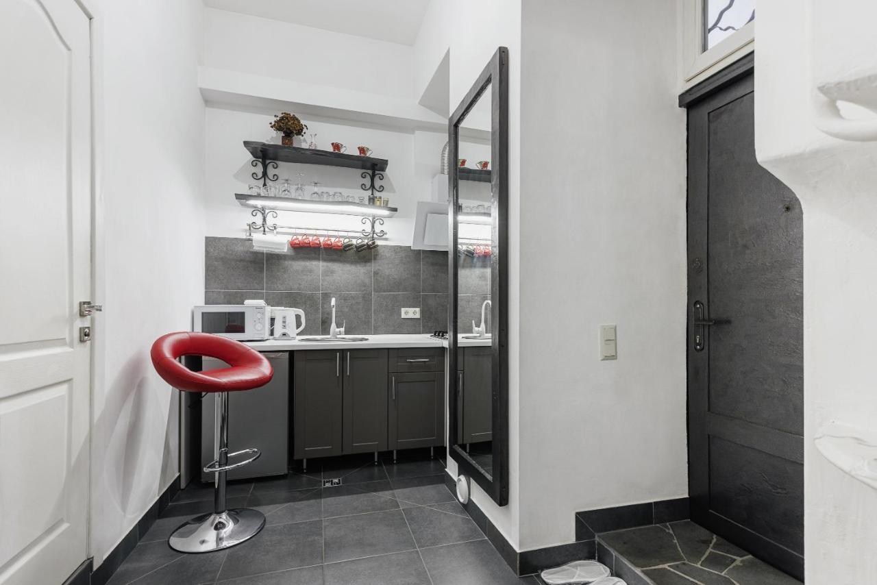 Center Sea Pearl Apartment Odessa Ngoại thất bức ảnh